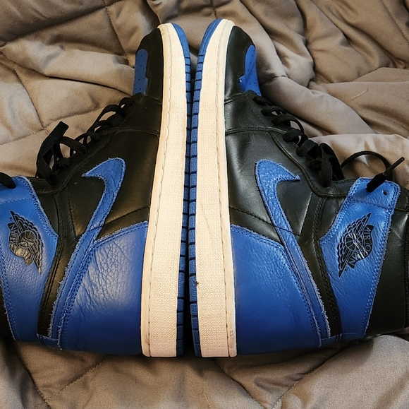 🔥2017 RARE Air Jordan 1 Retro OG High Royals - Picture 9 of 13
